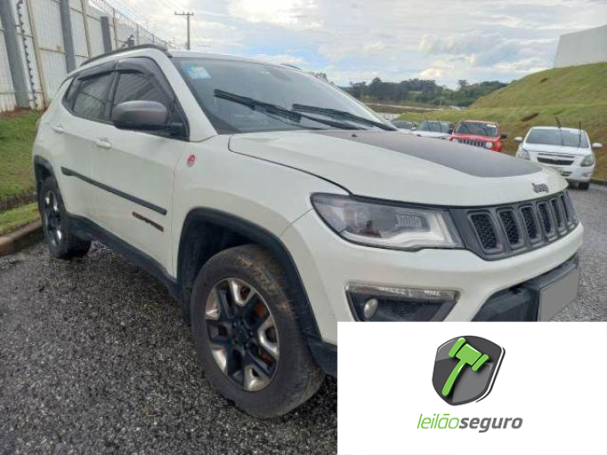 LOTE 028 JEEP COMPASS 2018