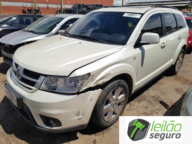 LOTE 002 - FIAT FREEMONT PRECISION 2.4 16V DUAL VVT 2014