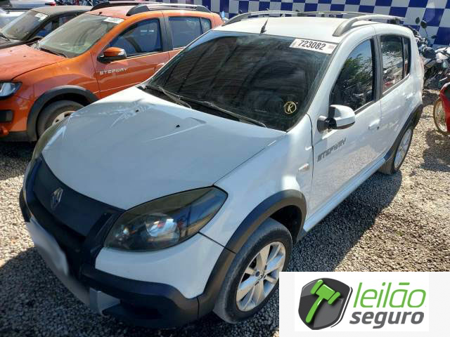 LOTE 003 - RENAULT SANDERO STEPWAY 1.6 16V HI-FLEX 2014