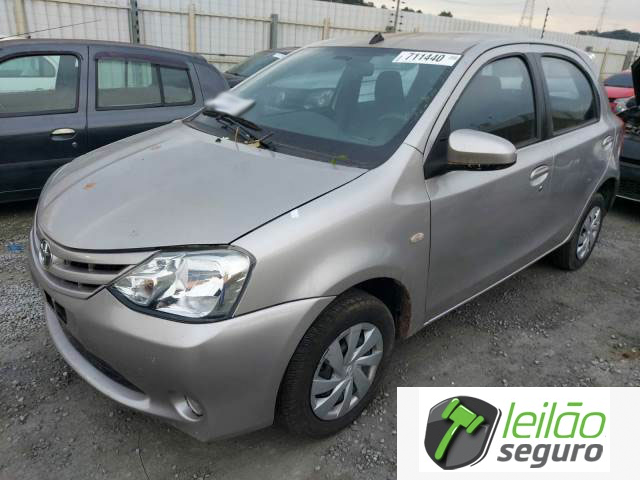 LOTE 003 - TOYOTA ETIOS XS AT 1.5 16V DUAL VVT-I