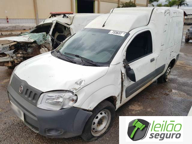 LOTE 019 - FIAT FIORINO FURGAO HARD WORKING 1.4 EV