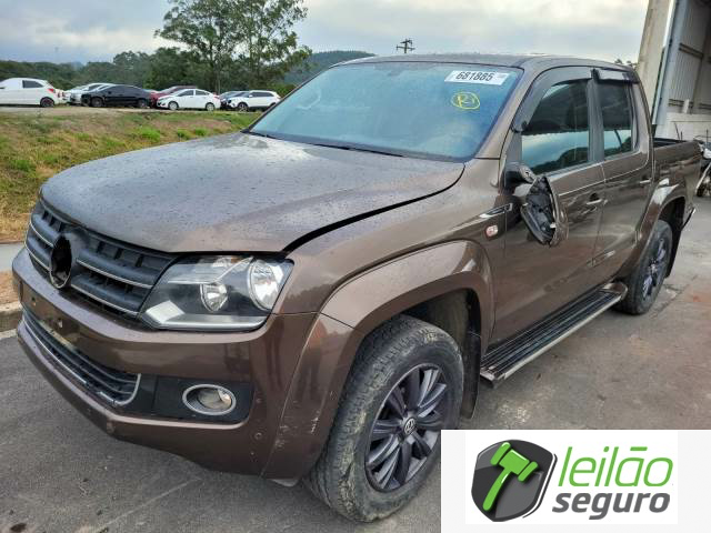 LOTE 024 - VOLKSWAGEN AMAROK HIGHLINE 4MOTION 2.0 TDI BITURBO